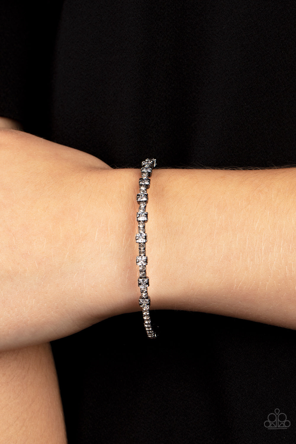 Timelessly Tiny - Black Bracelet